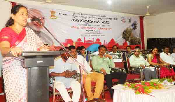 ಸಾವಯವ ಕೃಷಿಯ ಮೂಲಕ ರೈತರು ಹಸಿರು ಕ್ರಾಂತಿಗೆ ಮುಂದಾಗಬೇಕು: ಶೋಭಾ ಕರಂದ್ಲಾಜೆ